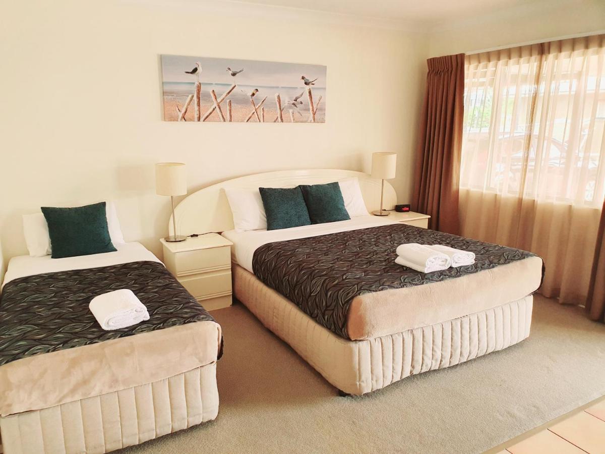 Rockhampton Palms Motor Inn Extérieur photo