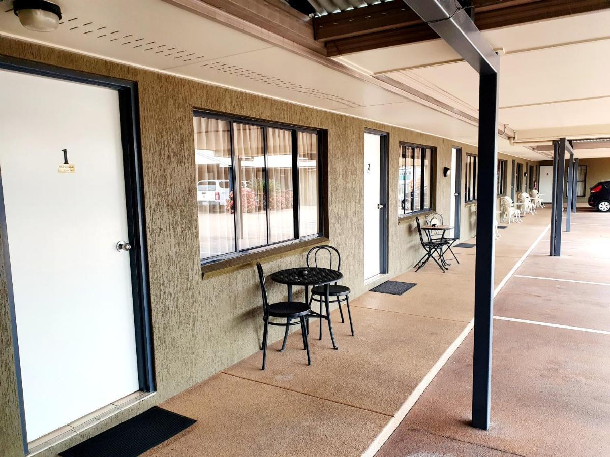 Rockhampton Palms Motor Inn Extérieur photo
