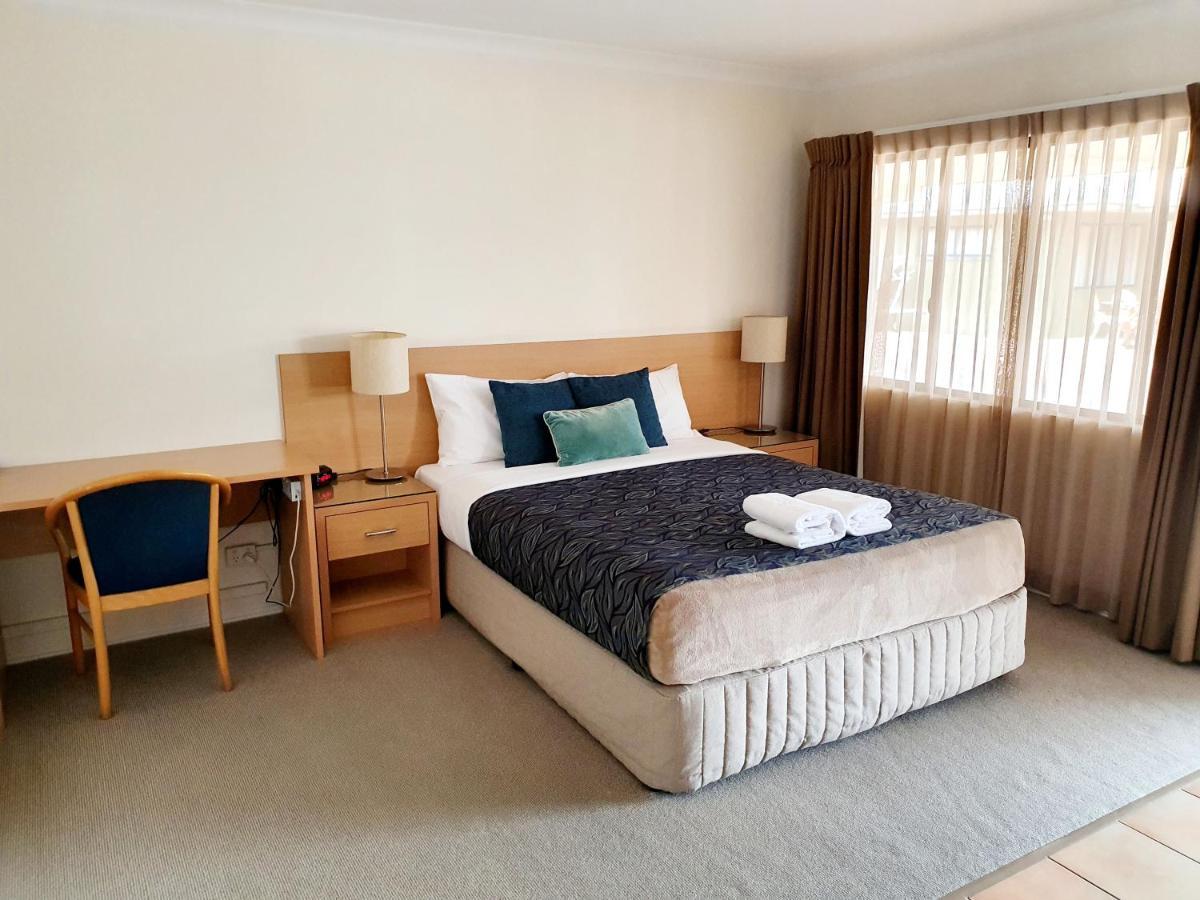 Rockhampton Palms Motor Inn Extérieur photo