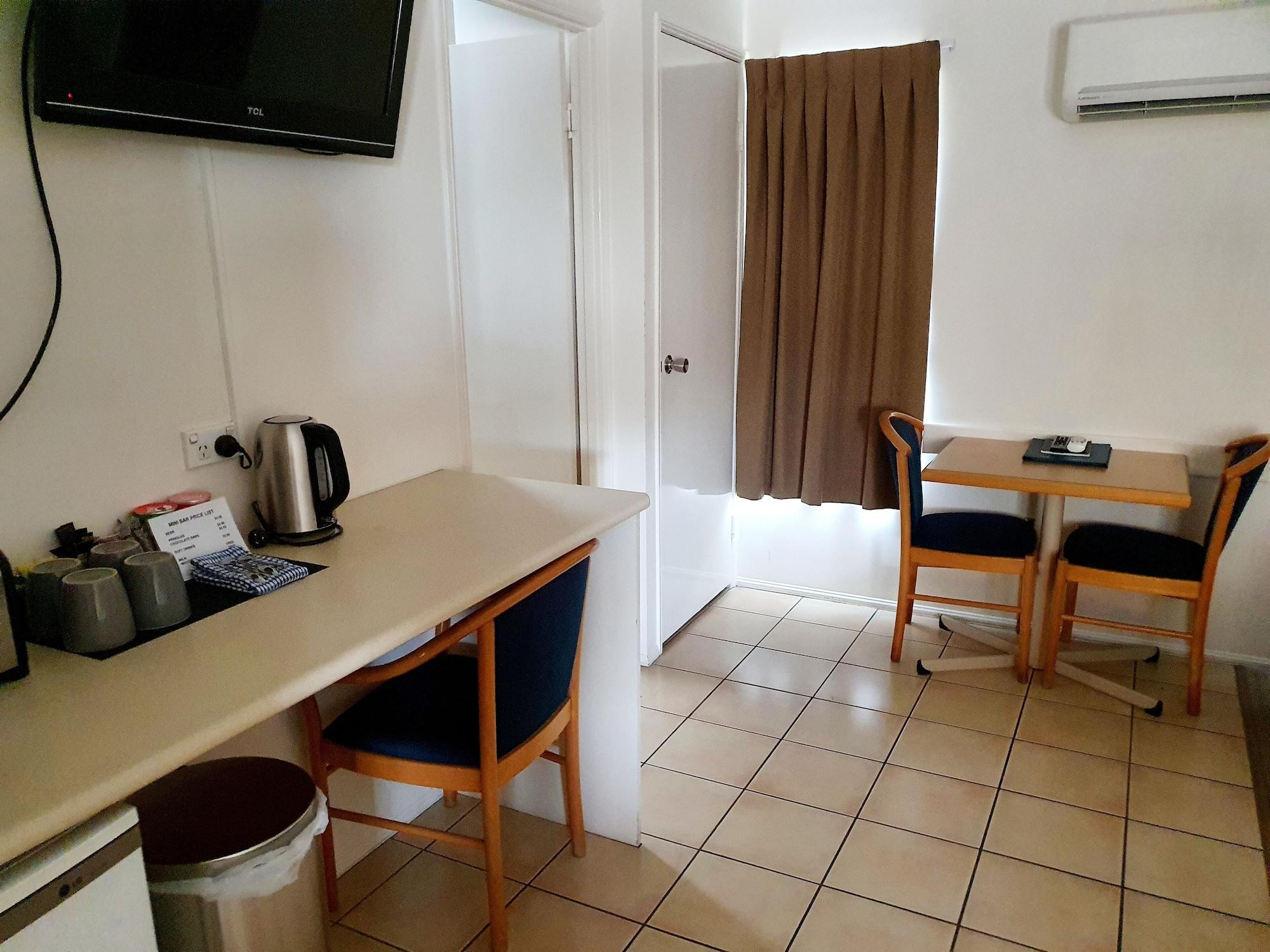 Rockhampton Palms Motor Inn Extérieur photo