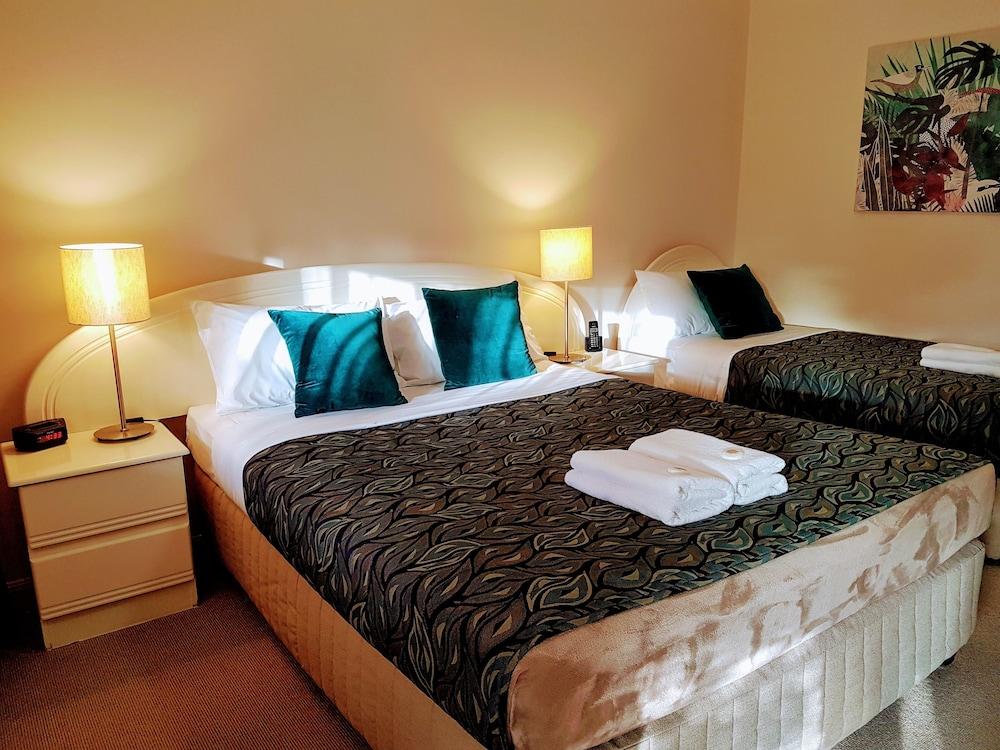 Rockhampton Palms Motor Inn Extérieur photo