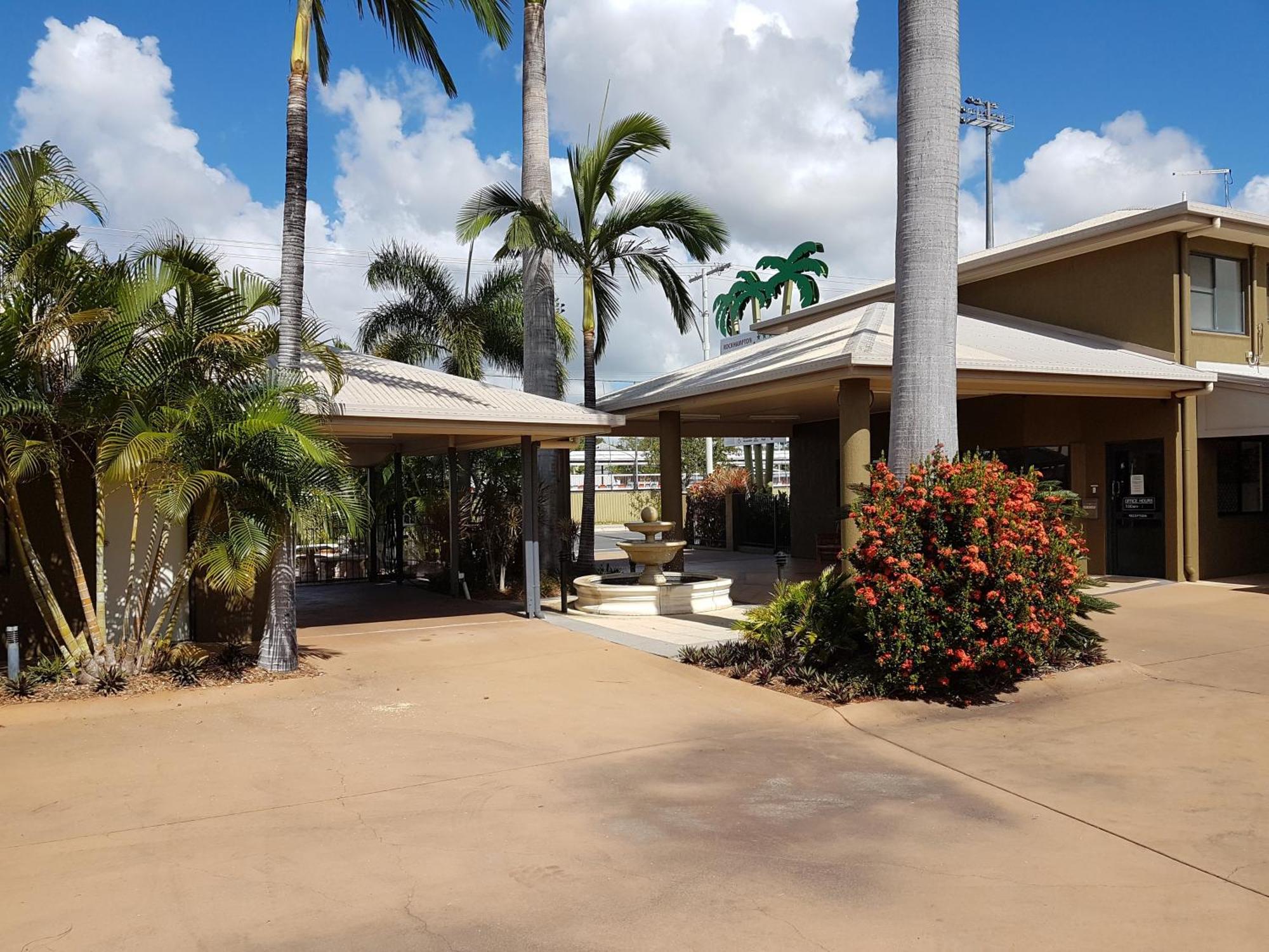 Rockhampton Palms Motor Inn Extérieur photo