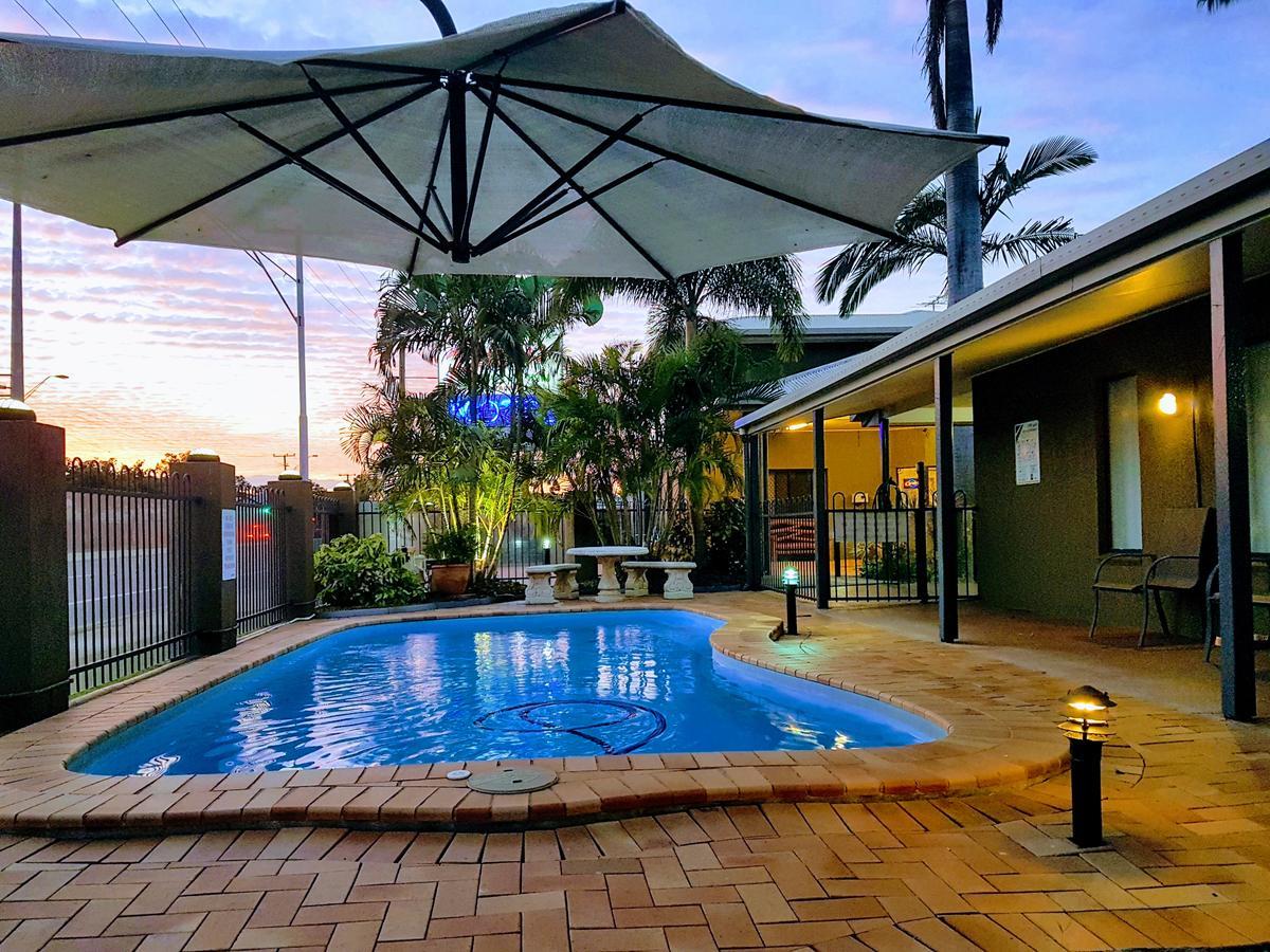 Rockhampton Palms Motor Inn Extérieur photo