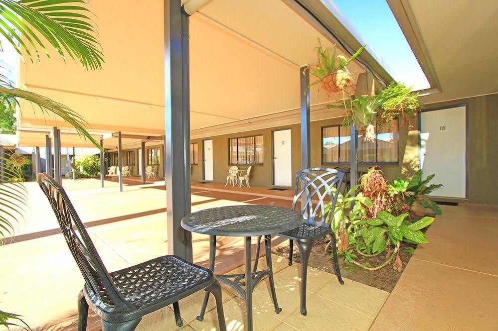 Rockhampton Palms Motor Inn Extérieur photo